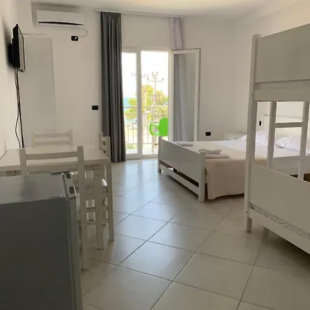 Sunny Breeze Otel Shëngjin