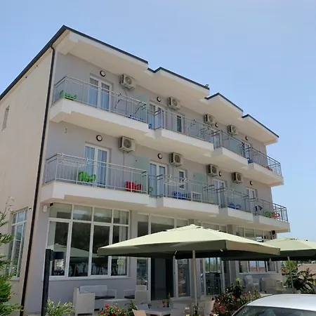 Sunny Breeze * Shëngjin