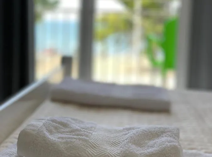 Sunny Breeze Shëngjin