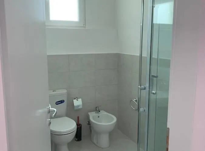 Sunny Breeze Shëngjin