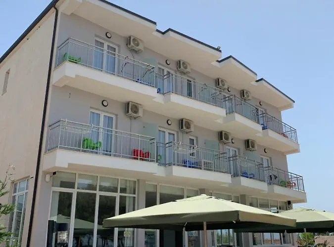 Sunny Breeze * Shëngjin