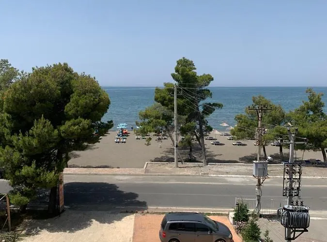 Отель Sunny Breeze